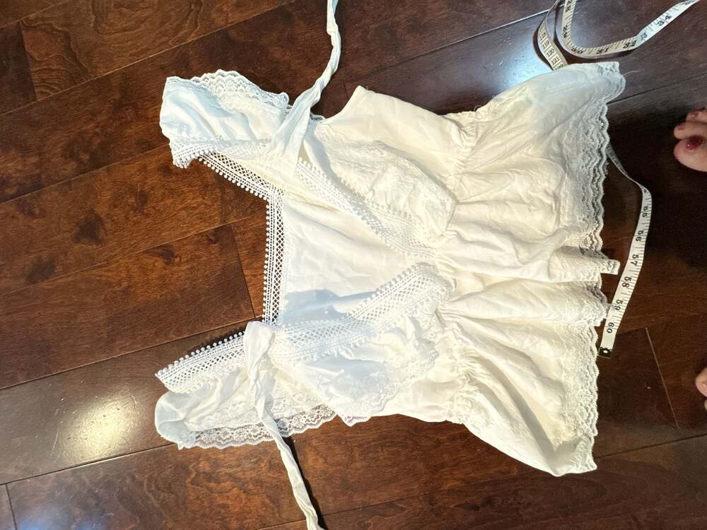 Audrey Parks White Lace Trim Tie Back Ruffled Blouse M - Picture 4 of 8